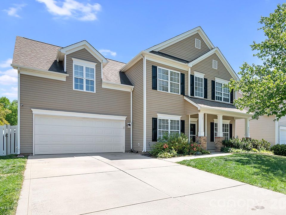 1st image of 1600 Dartmoor Ave NW