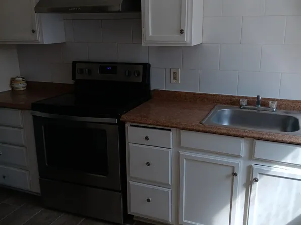 20411 Randolph Pkwy APT B2, Highland Hills, OH 44122