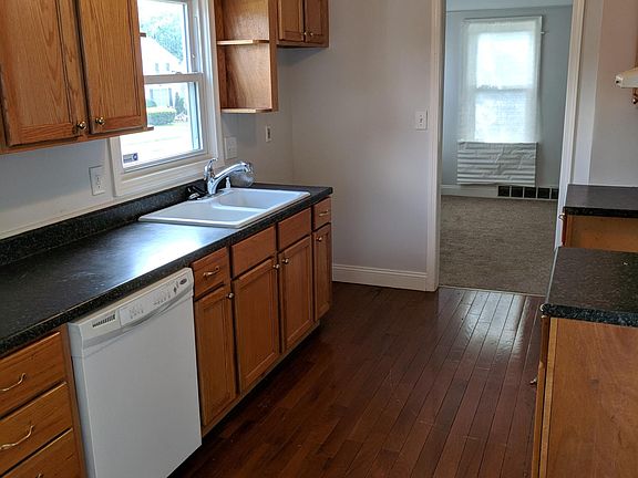 4th image of 19705 Gardenview Dr