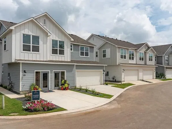 3301 W Hausman Rd, San Antonio, TX