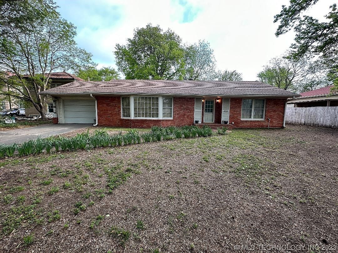 300 Diamond St, Holdenville, OK 74848 MLS 2314038 Zillow