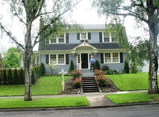 930 NE Knott St, Portland, OR 97212