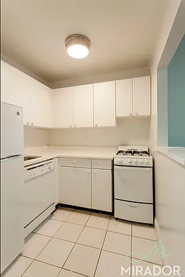 Rented by Mirador Real Estate | media 4