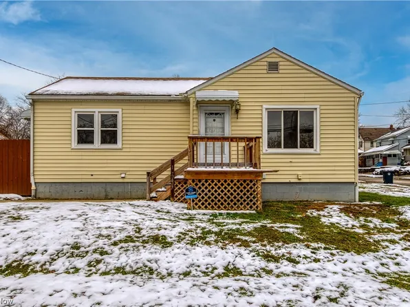 1747 Clairmont Ave, Akron, OH 44301