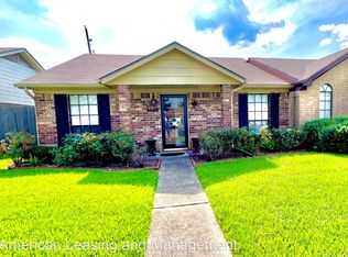 3695 Briar Creek Dr, Beaumont, TX 77706