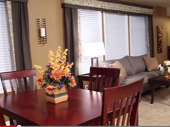 4th image of 76 Salem Cir