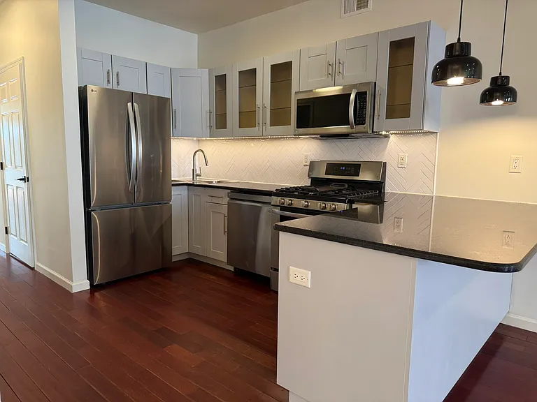 49 Belmont Ave #1 — Photo 4