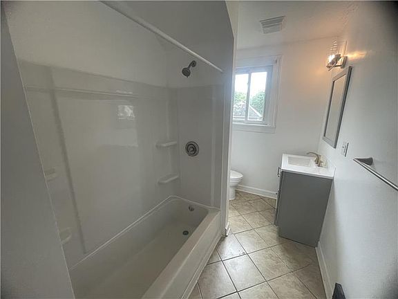 4th image of 1439 Maryland Ave