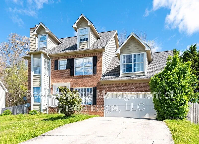5637 Tucker Rd