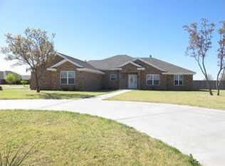 8101 County Road 7610, Wolfforth, TX 79382