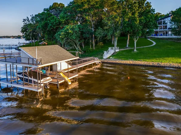 823 Heather Woods Dr, Kemp, TX 75143