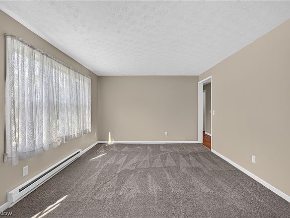5th image of 3865 Seeman St SW
