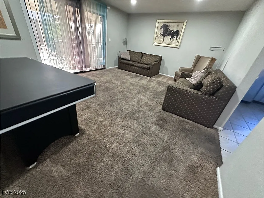 3 bed, 2.0 bath, 1805 sqft, $3,095 — Photo 4
