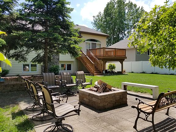4th image of 1033 95th Ave NW