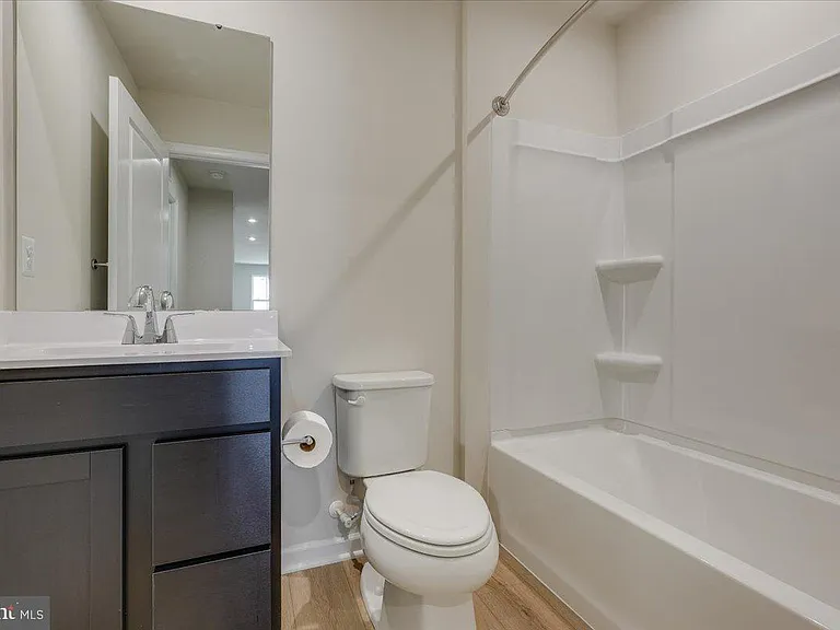 18045 South Village Dr — Photo 17