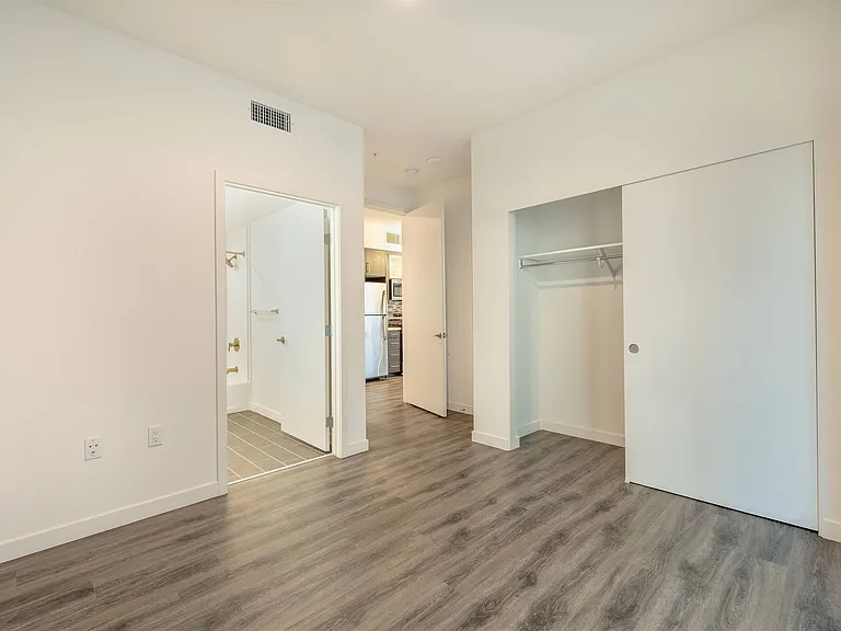 1400 FIG Apartments — Photo 35