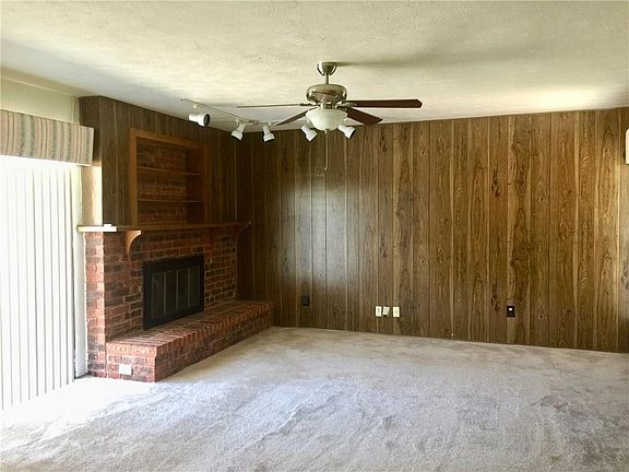 5th image of 1201 Lombardy Dr
