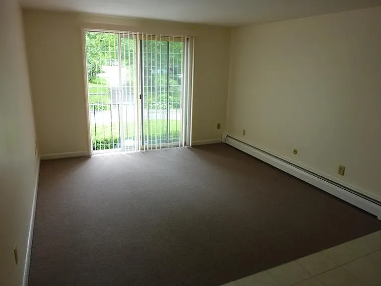 101 E Broadway #9 — Photo 8