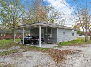 41 E 7th St, Parsons, TN 38363