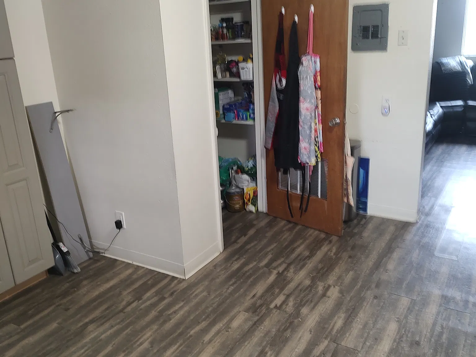 2 bed, 875 sqft, $1,400 — Photo 3