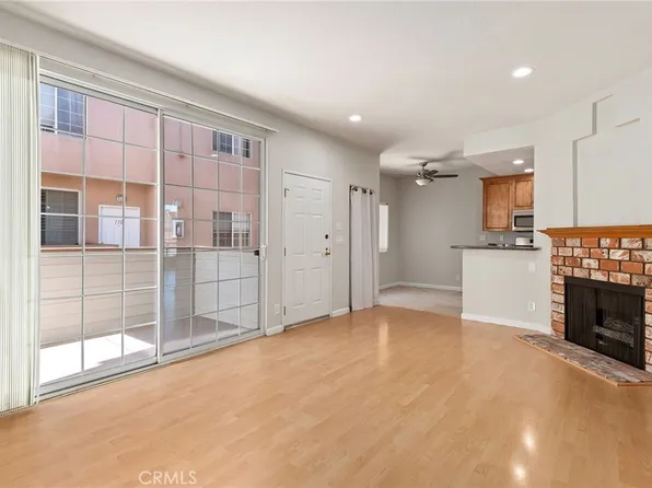 5620 Yolanda Ave APT 103, Tarzana, CA 91356