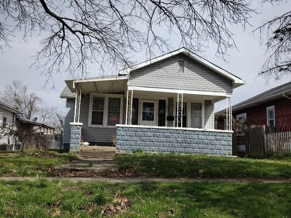 925 Walnut St, Clinton, IN 47842