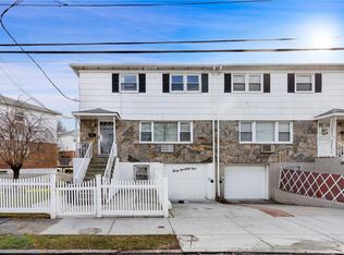 3154 Middletown Rd, Bronx, NY 10465
