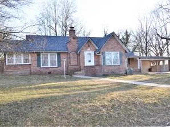 218 E Rogers Ave, Harrison, AR 72601