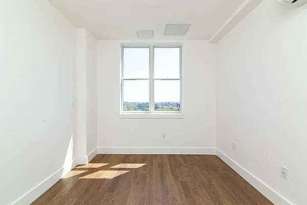 Rented by Nooklyn NYC LLC | media 14