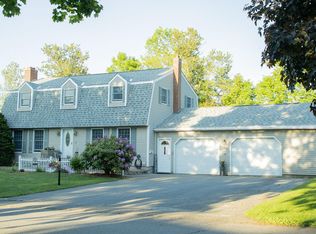 15 Michael St, Skowhegan, ME 04976