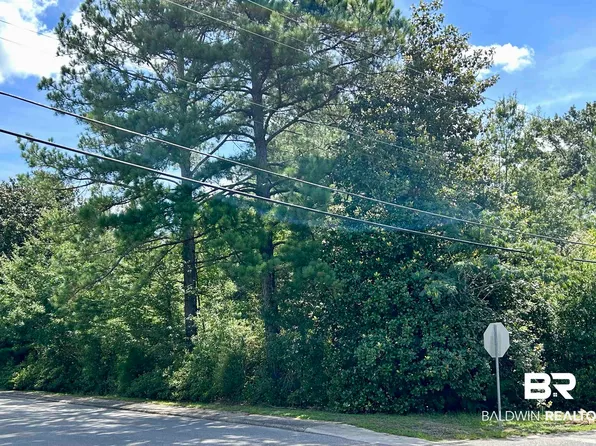 700 Liles Blvd, Brewton, AL 36426