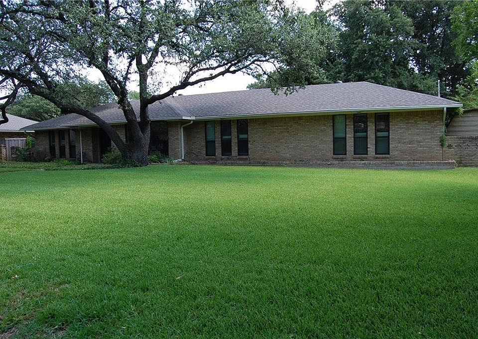1st image of 3776 Shady Hill Dr