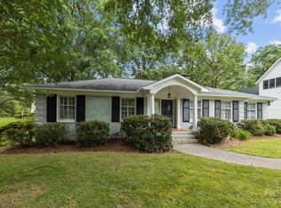 4400 Woodlark Ln, Charlotte, NC 28211