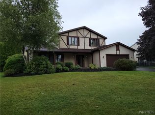 75 Jesson Pkwy, Lockport, NY 14094