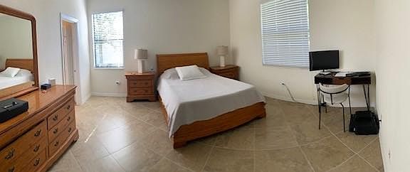 Master Bath (with 2 walk-in closets)
