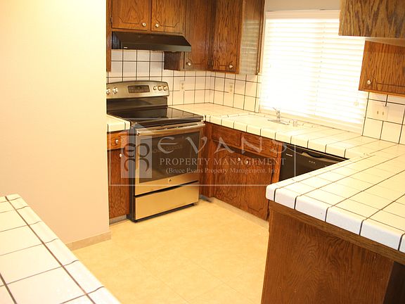 4th image of 3532 S Jackie St