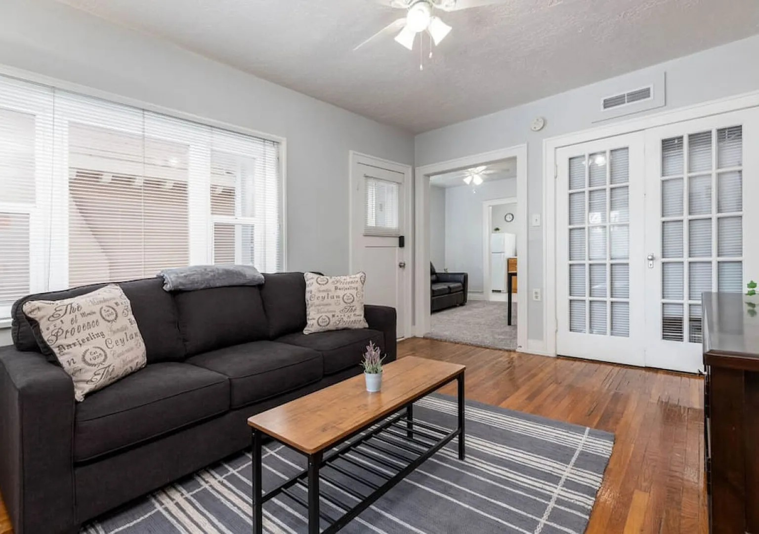 Historic Avenues Downtown Loft — Photo 1