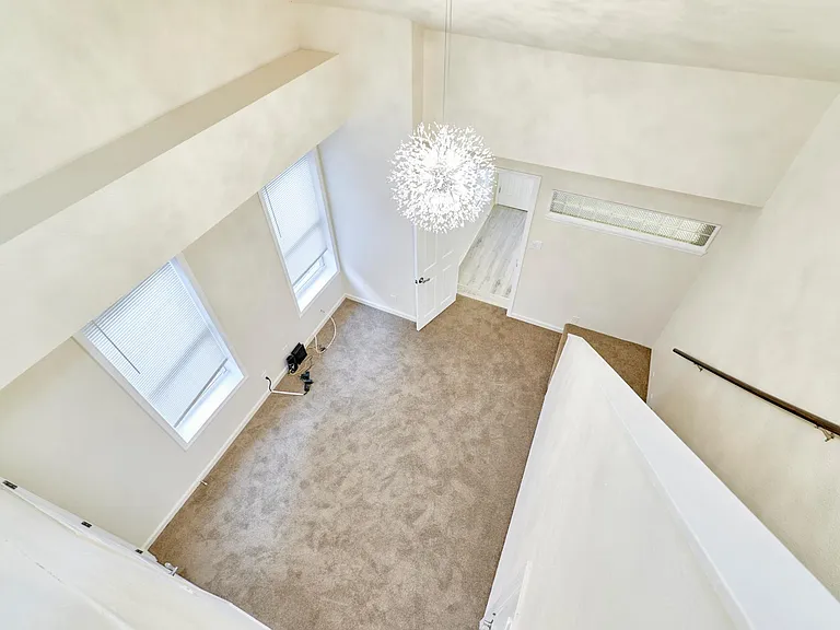 1421 N Park Pl — Photo 54