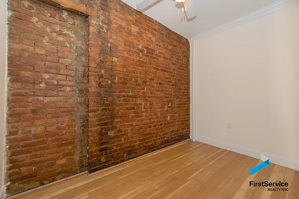 Rented by FirstService Realty (legacy) | media 19