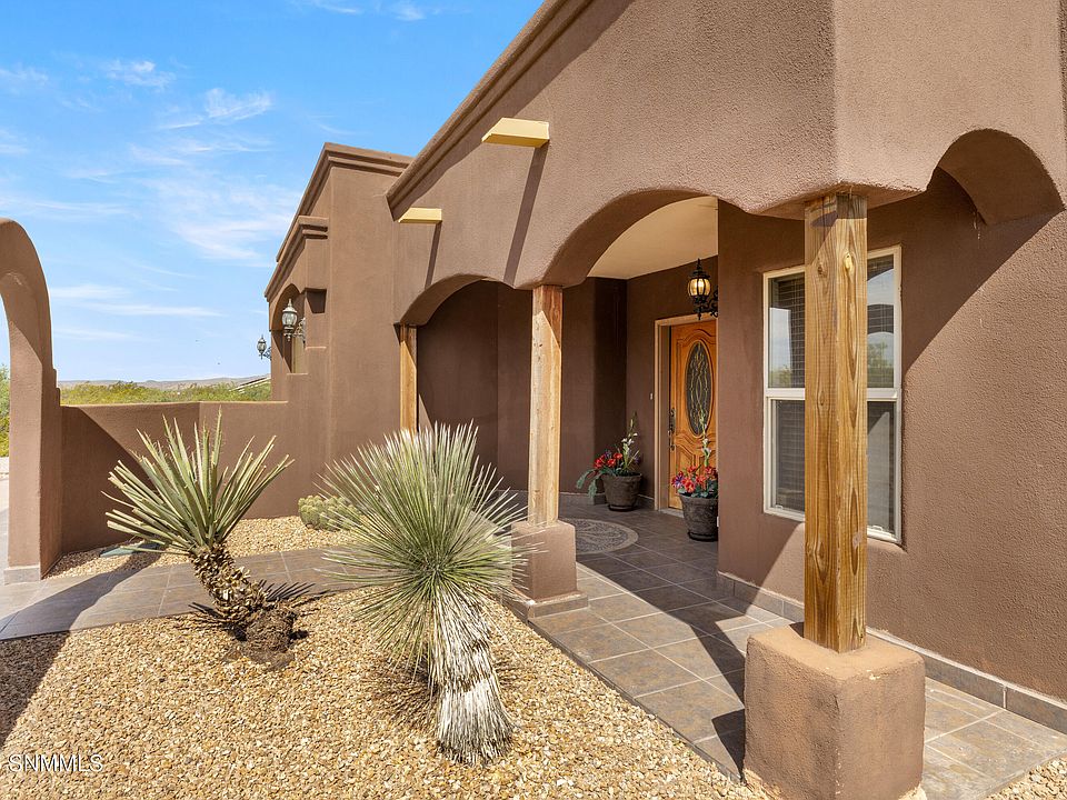 1st image of 2355 Rincon De Amigos