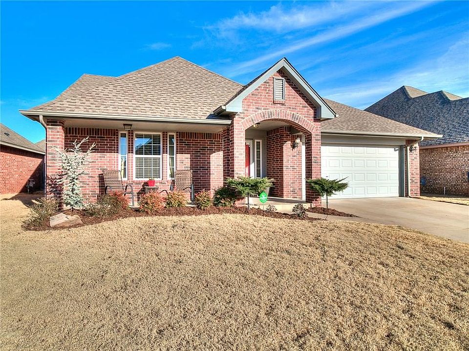 1st image of 12216 Fox Hill Way