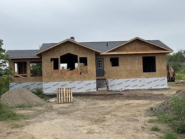 1st image of 1 Poirier St