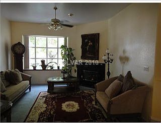 5th image of 5116 N Tioga Way