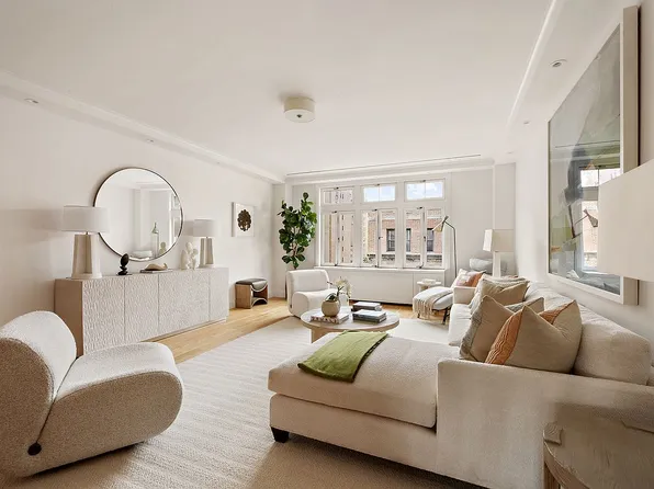 317 W 89th St APT 9W, New York, NY 10024