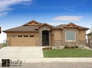 7044 Ruidoso Dr, Windsor, CO 80550