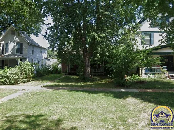 204 SW Fillmore St, Topeka, KS 66606