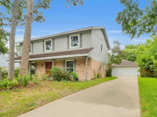 16121 Lakeview Dr, Jersey Village, TX 77040