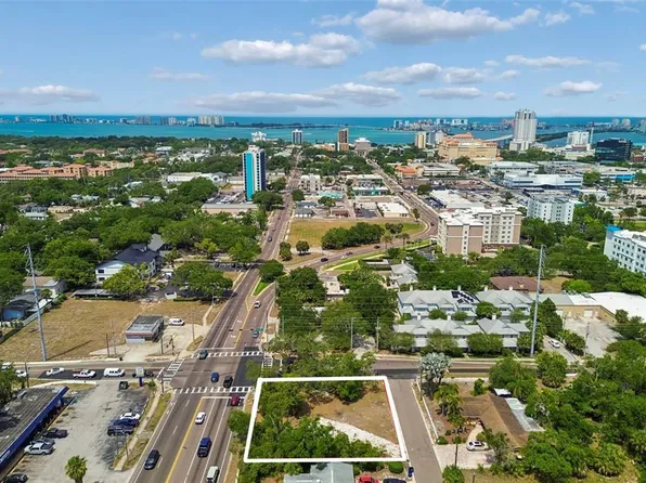 1107 Brownell St, Clearwater, FL 33756