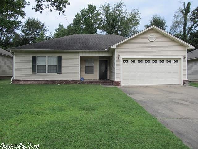 1st image of 1813 Hidden Oaks Dr