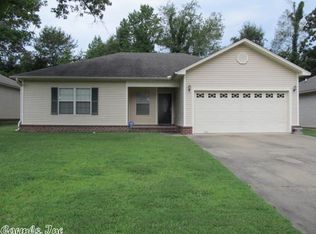 1813 Hidden Oaks Dr, Jacksonville, AR 72076